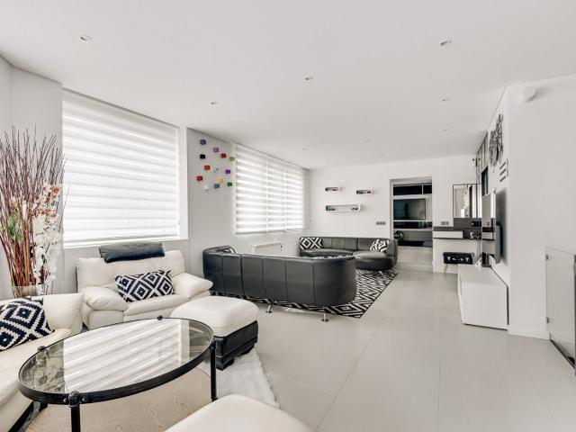 Appartement 7 pièces 138 m²