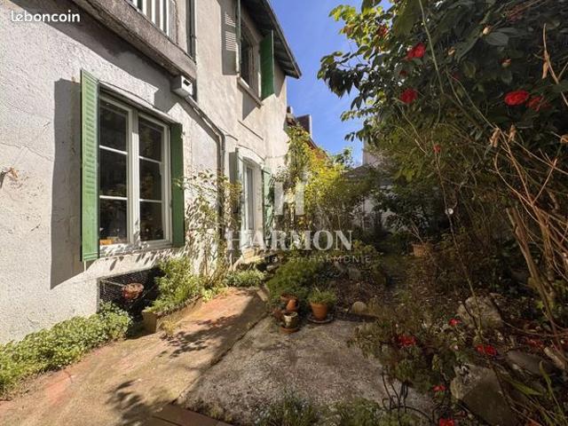 Appartement 7 pièces 138 m²