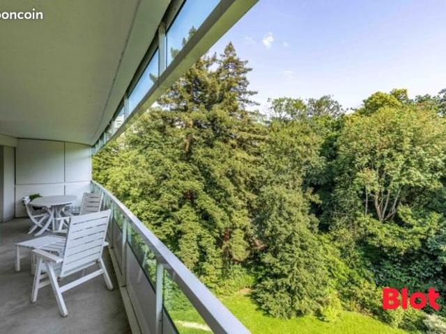 Appartement 7 pièces 141 m²