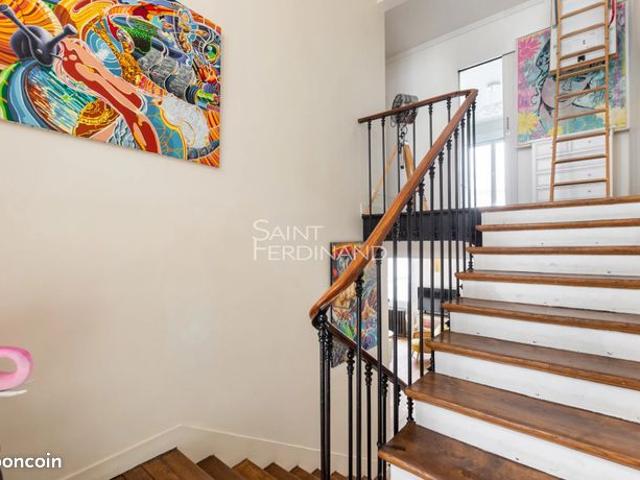 Appartement 7 pièces 142 m²