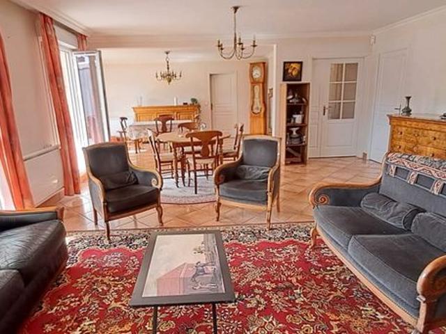 Appartement 7 pièces 155 m²
