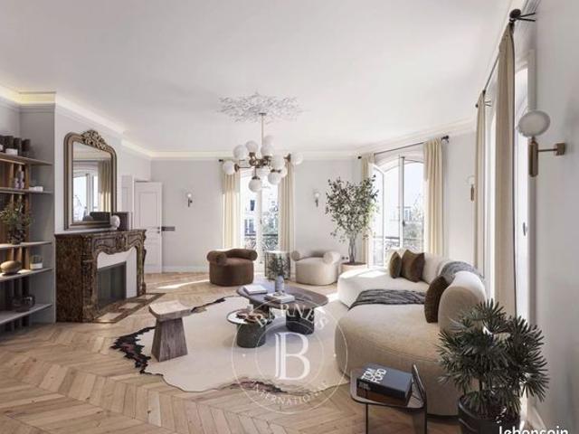 Appartement 7 pièces 145 m²