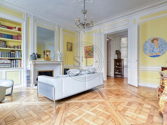 Appartement 7 pièces 146 m²