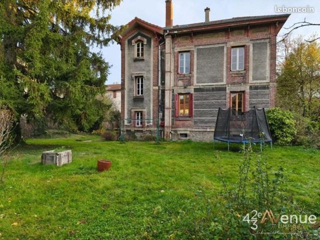 Appartement 7 pièces 146 m²