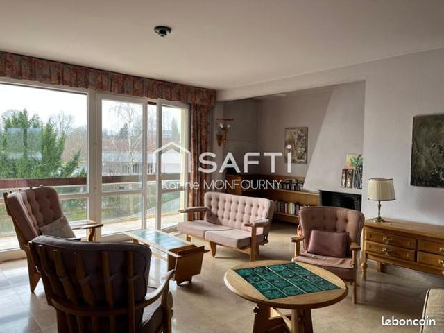 Appartement 7 pièces 149 m²