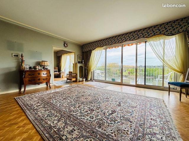 Appartement 7 pièces 149 m²