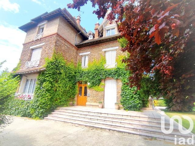 Appartement 7 pièces 149 m²