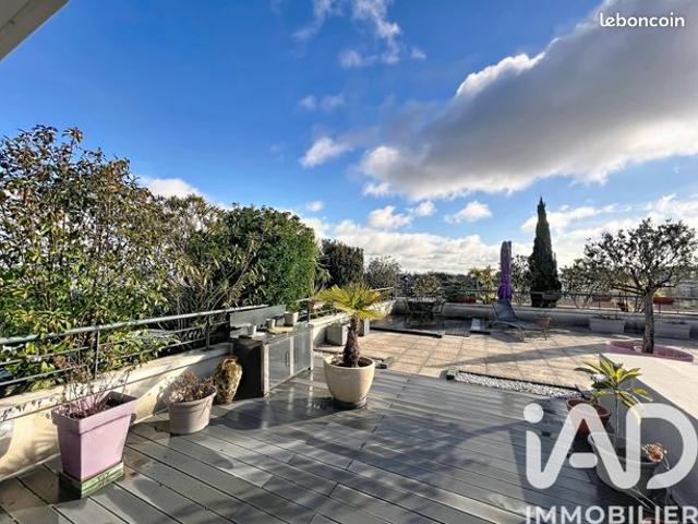 Appartement 7 pièces 150 m²