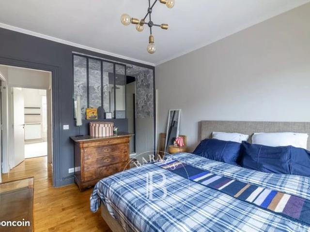 Appartement 7 pièces 151 m²