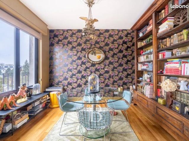 Appartement 7 pièces 151 m²