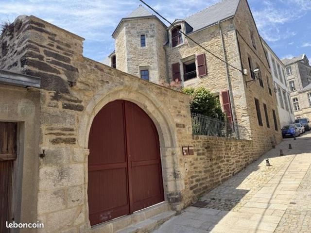 Appartement 5 pièces 151 m²