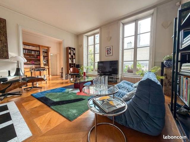 Appartement 7 pièces 152 m²