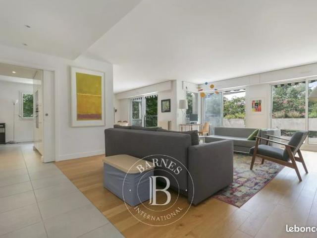Appartement 7 pièces 158 m²