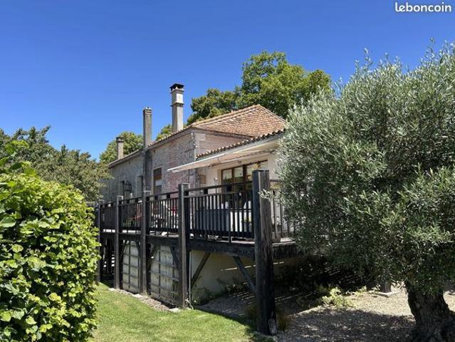 Appartement 7 pièces 159 m²