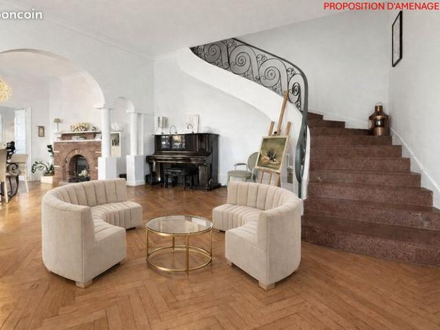Appartement 7 pièces 160 m²