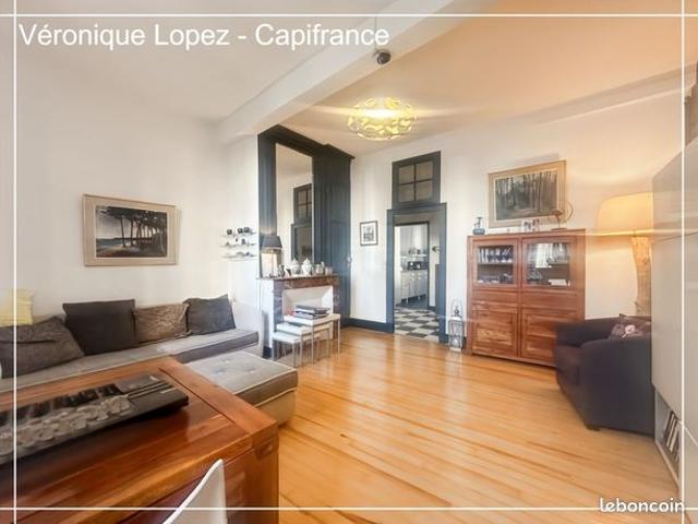 Appartement 7 pièces 162 m²