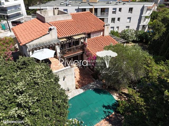 Appartement 7 pièces 163 m²