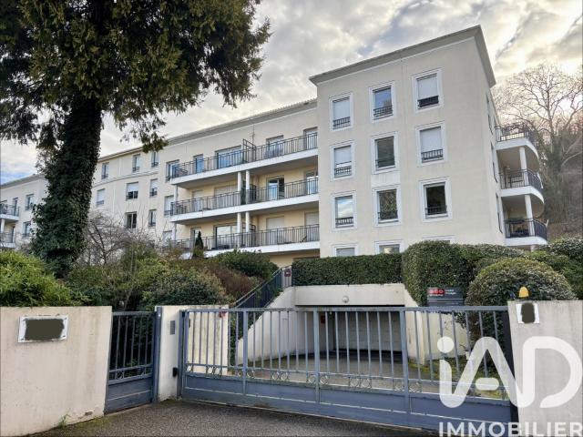Appartement 7 pièces 166 m²