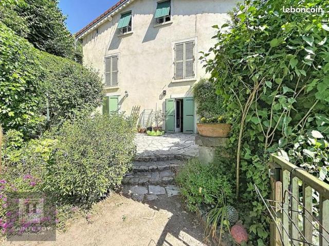 Appartement 7 pièces 167 m²