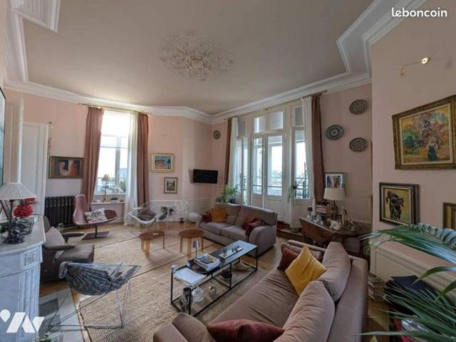 Appartement 7 pièces 168 m²