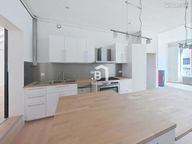 Appartement 7 pièces 168 m²