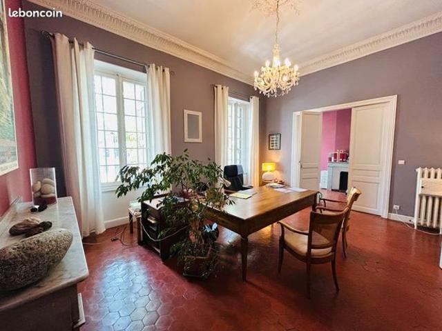 Appartement 7 pièces 169 m²