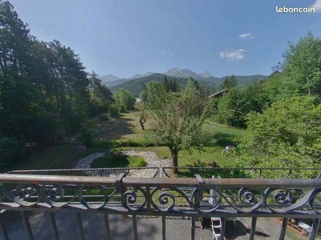 Appartement 7 pièces 170 m²