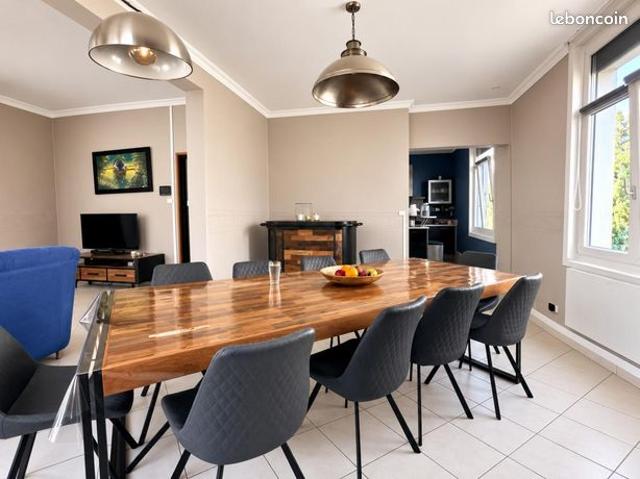 Appartement 7 pièces 171 m²