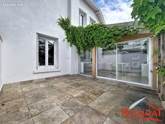 Appartement 7 pièces 174 m²