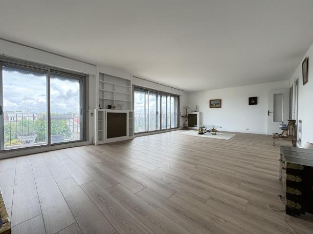 Appartement 7 pièces 175 m²