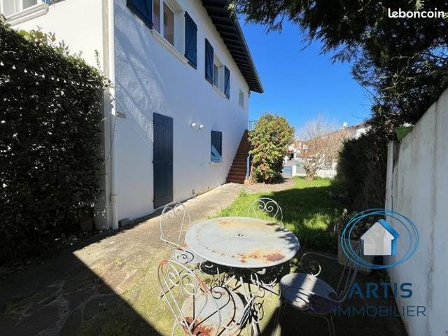 Appartement 7 pièces 176 m²