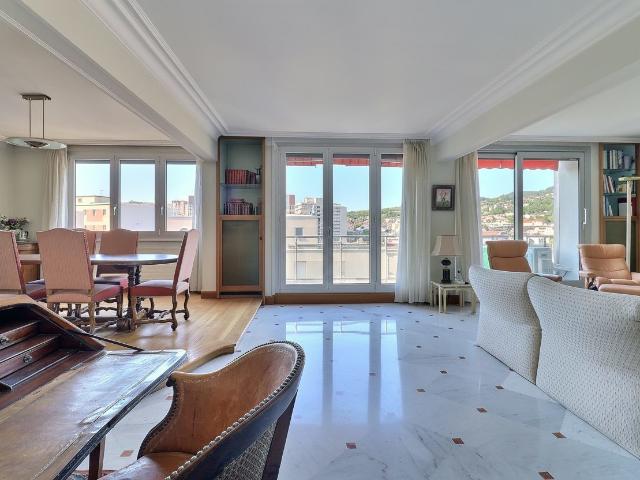 Appartement 7 pièces 178 m²