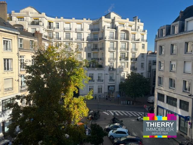 Appartement 7 pièces 178 m²
