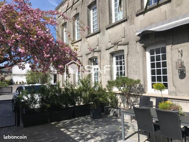 Appartement 7 pièces 180 m²