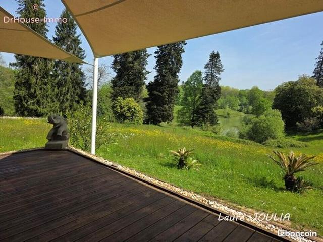 Appartement 7 pièces 180 m²