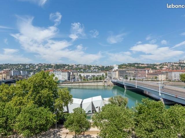 Appartement 7 pièces 180 m²