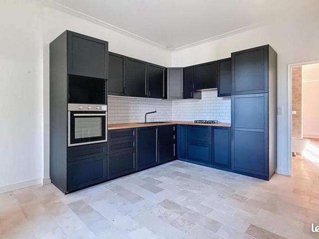 Appartement 7 pièces 180 m²