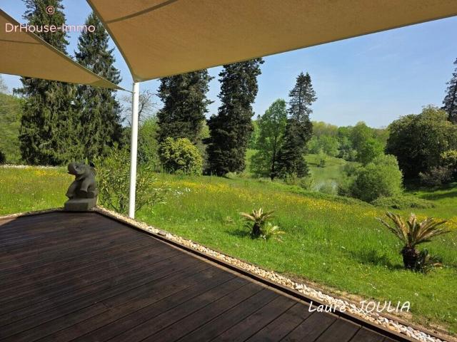 Appartement 7 pièces 180 m²