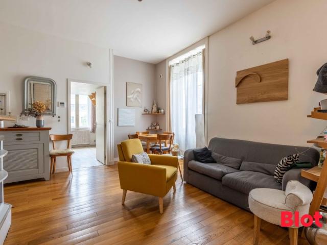Appartement 7 pièces 181 m²