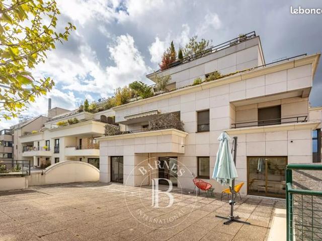 Appartement 7 pièces 184 m²