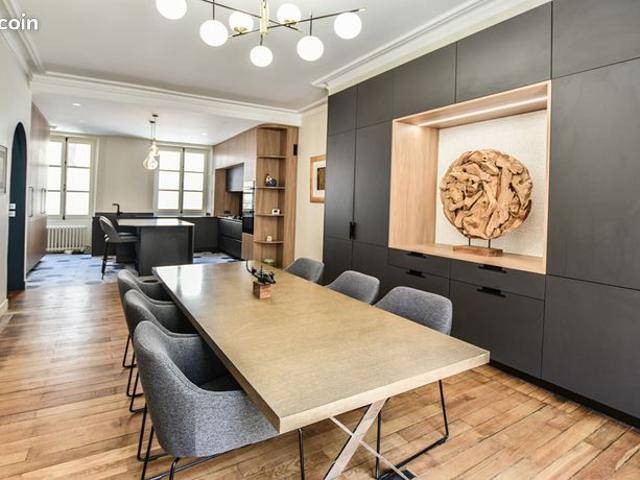 Appartement 7 pièces 189 m²