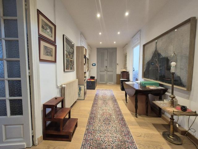 Appartement 7 pièces 190 m²
