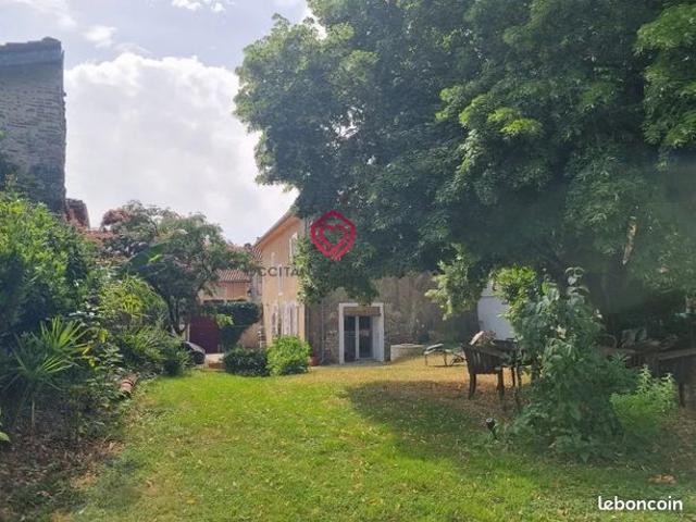 Appartement 7 pièces 190 m²