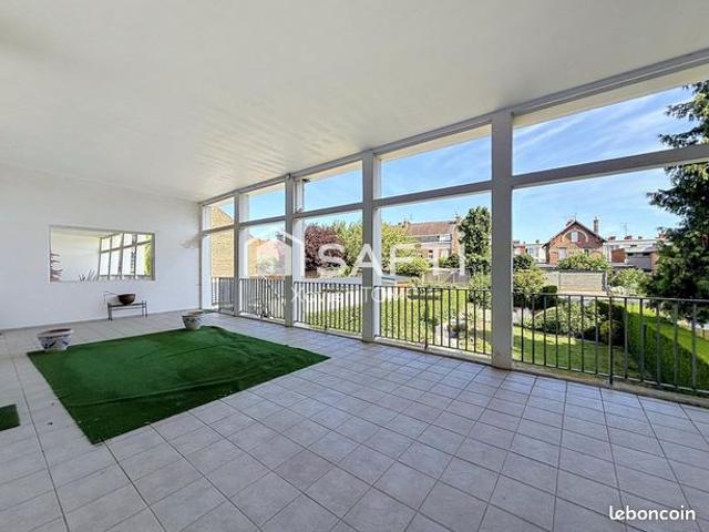 Appartement 7 pièces 192 m²