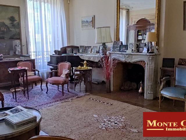 Appartement 7 pièces 195 m²