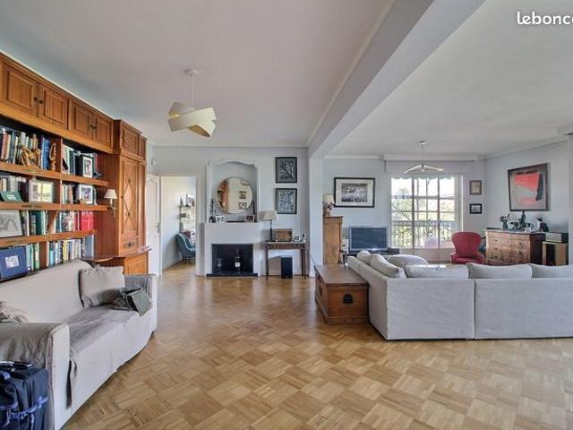Appartement 7 pièces 174 m²
