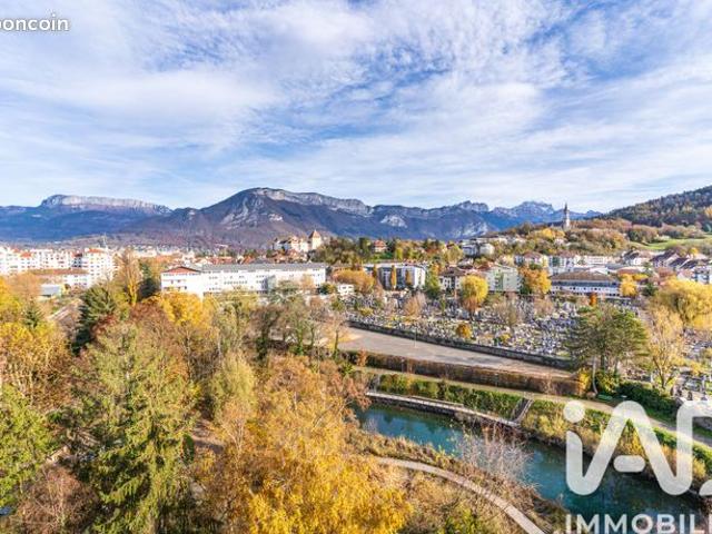 Appartement 7 pièces 197 m²