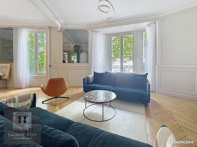 Appartement 7 pièces 198 m²
