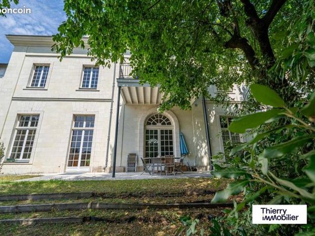 Appartement 7 pièces 198 m²