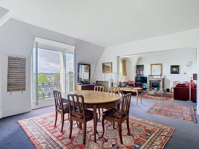 Appartement 7 pièces 199 m²